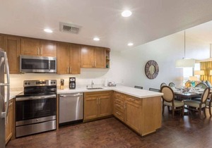 Carlsbad | Family Coastal Escape | Pool + Beach | 2BR in Carlsbad