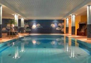 Comfort Double Room with Balcony and Sea View - Strandhotel Seerose Kölpinsee in Loddin