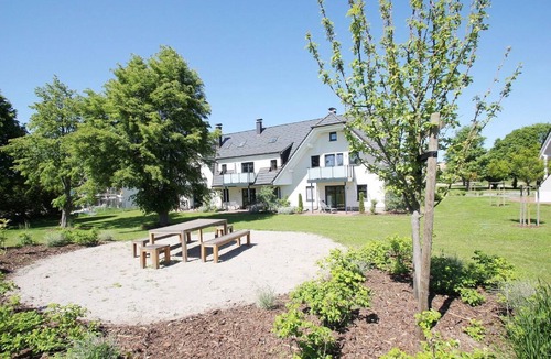 Gohren Apartment | Beachfront vacation rental with a balcony, access to the pool and sauna - Rex Rugia - Rex Rugia