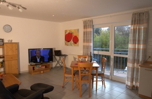 Binz Apartment | Central location, south-facing balcony, own ground-floor bicycle storage room, e-car charging station.