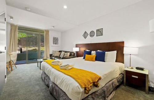 Queenstown Apartment | The Alps Studio