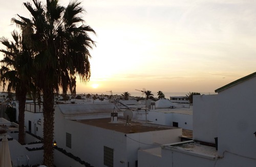 Puerto del Carmen Apartment | The secret passage - Elegantly decorated, quiet apartment