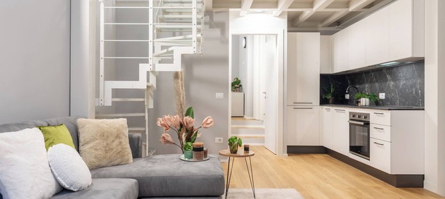 2-bedroom quiet apartment in Brera, 2 mins from subway, AC, WiFi in Milano