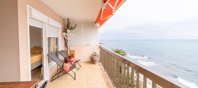 Apartment with incredible sea view in Sant Andreu de Llavaneres