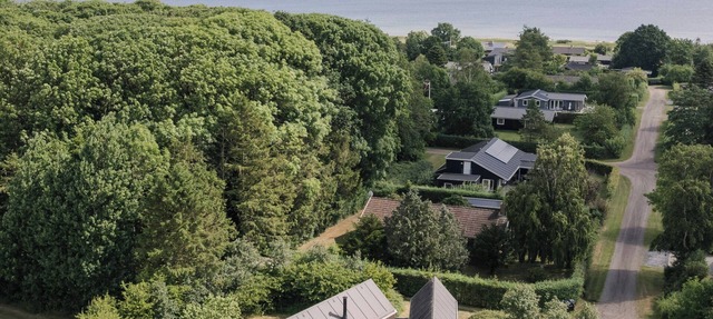 Architect-designed house near Dyngby Beach in Odder