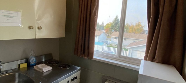 Aspen Motor Inn in Drayton Valley
