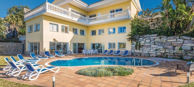 Beach front home in Lloret de Mar in Lloret de Mar