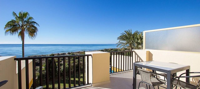 Beach front studio with stunning sea view in Marbella