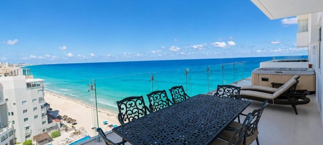Beachfront – 19BR/16Bth – Penthouse Combo #301234 in Cancun