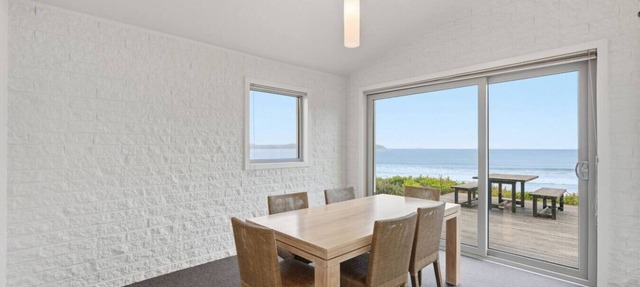 Beachfront Escape in Clifton in Clifton Beach