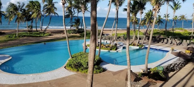 Beachfront Luxury 2BR Villa-Villa Celeste, Rio Mar in Río Grande