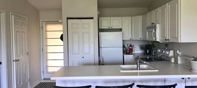 Beautiful bluff top condo overlooking Coffee Mill Ski and Mississippi river. in Wabasha