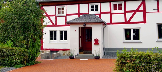 Beautiful country house with large garden, directly on the hiking trail, ideal for families in Sundern (Sauerland)