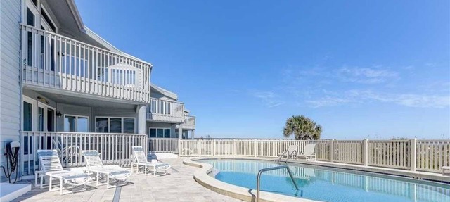 Beautiful oceanfront 3 bedroom condo in charming St Augustine Florida in St. Augustine
