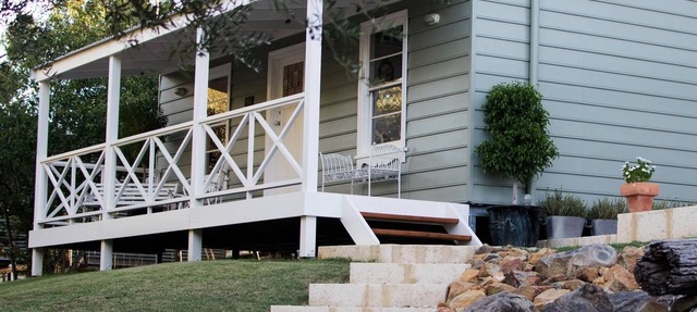 Beautiful self contained cottages nestled in the picturesque Helena Valley. in Helena Valley