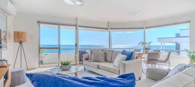 Breathtaking Beachside Sunsets in Cottesloe