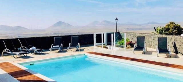 Canaryislandshost l Infinity Views in Nazaret