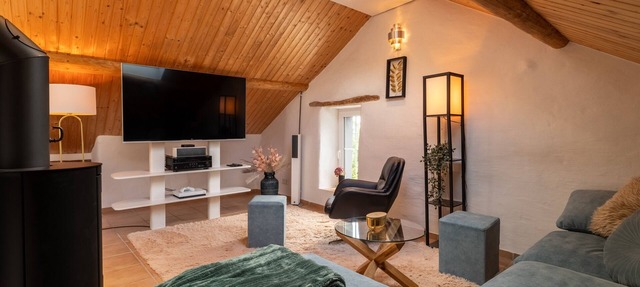 Charming Eifel Bakehouse with Sauna, Private Terrace & EV Charging in Feuerscheid