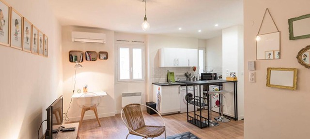Charming Studio On The Edge Of The Old Port in Marseille
