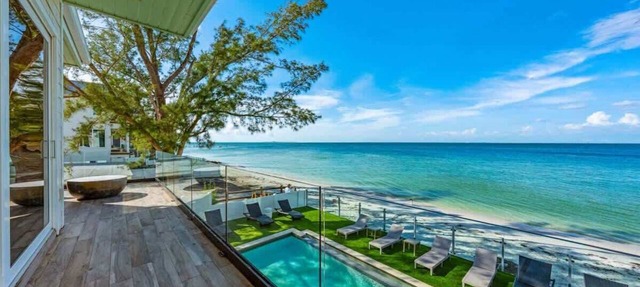 Cloud 9 | Beachfront Pool & Spa | Bean Point, Golf Cart in Anna Maria