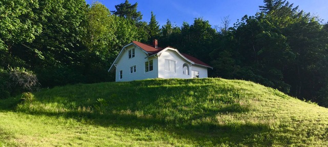 Columbia River Gorge Retreat with a view in Corbett