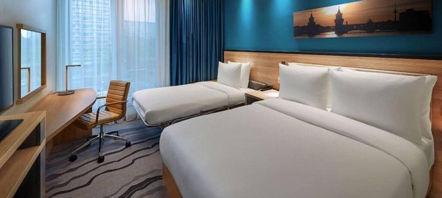 Complimentary Breakfast & City Views! Pergamon Museum - 0.9 mile away! in Berlin