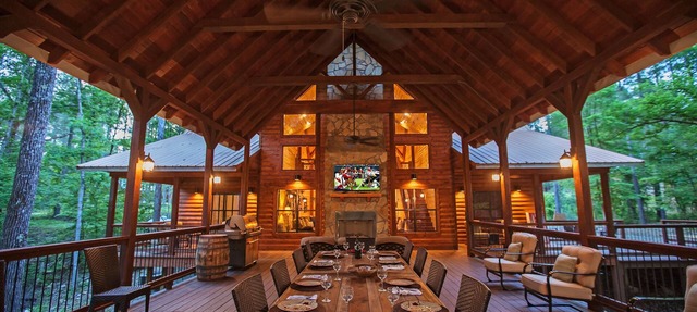 Copper Spa -Luxury Cabin w/Steam Spa, Hot Tub - Sleeps 14 in Broken Bow