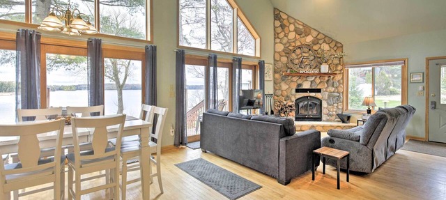 Cozy Dam Lake Escape w/Dock, Yard & Water Access! in Eagle River