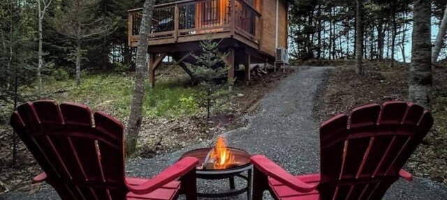 Cozy Loft Bunkie | Sleeps 4 | BBQ + Fire Pit in Mount Uniacke