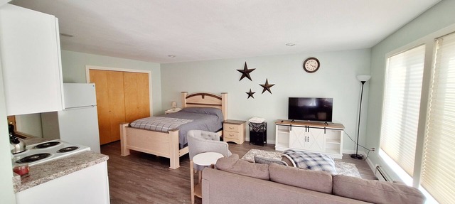 Cozy studio daylight basement with beautiful views Pendleton in Pendleton