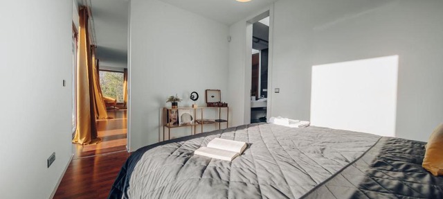 Design Architect Villa with 2 Apartments in Prague