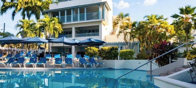 Direct Beachfront Access | Free-Parking | Historic Bridgetown - 1 Mile in Bridgetown