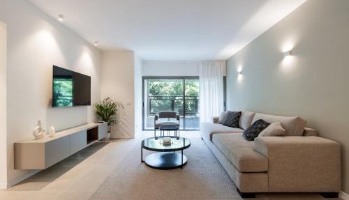 Dizengoff Deluxe Retreat in Tel Aviv