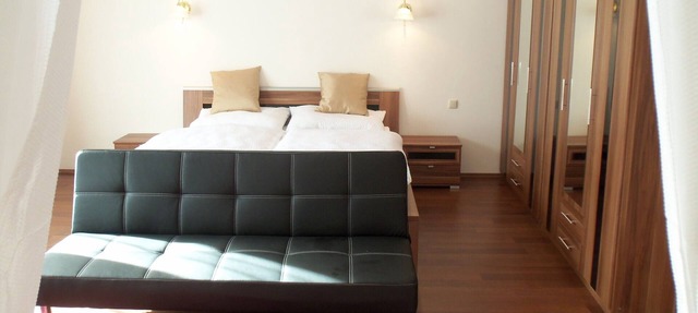 Double Bedroom with private bathroom in Villa Wellspacher Semmering in Semmering-Kurort