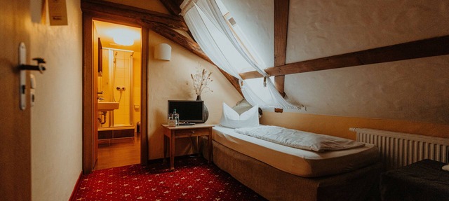 Double room for 2 guests with 10m² in Oppurg (95893) in Oppurg