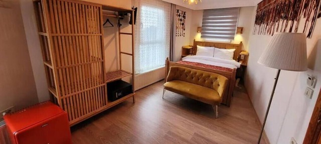 Double Room in wooden house in Istanbul
