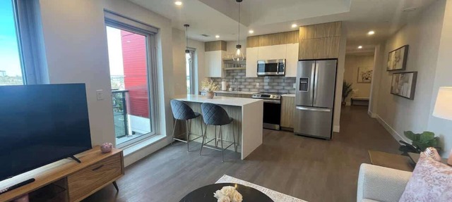 Downtown, Spotless 2 Bed, 2 Bath with 6 appliances in Halifax