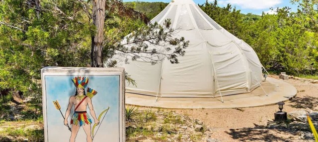 El Apache | Stargazer Tent + AC, Fire Pit & Pool in Dripping Springs