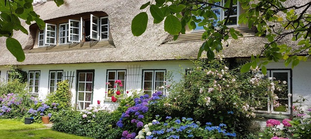Ferienhof SONDERBYGAARD: cozy dormer apartment for couple or small group. Family in Sydals Kommune