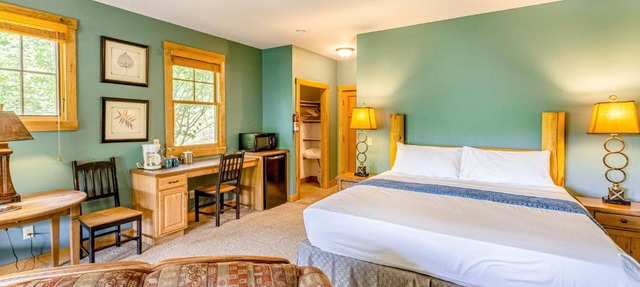 Fireplace Suites in Lauada