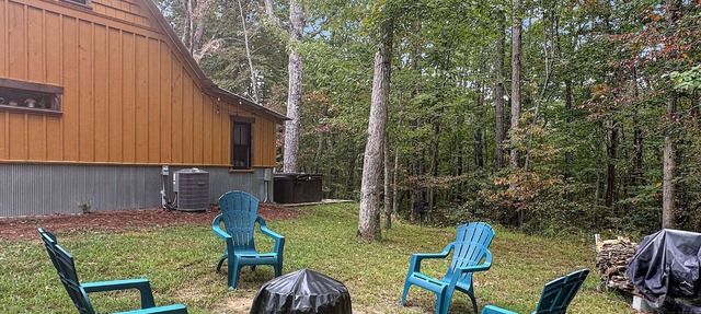 Free Ruby Falls Ticket & More - Hot Tub-2BR +Loft Cabin-2 mi to Cloudland-Hiking-Golfing-Chattanooga in Rising Fawn