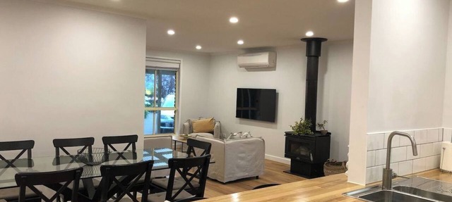 Hahndorf Home, walk to main st, sleeps 8 in Hahndorf