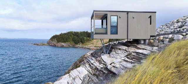 Hideaway Herdla 1 – unique and luxurious cabin 15 m above the sea near Bergen in Herdla
