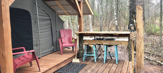 Hike-In Glamping in Bayfield Wisconsin - Sailor Springs Glamping in Bayfield