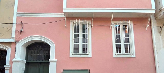 Historic Greek House with Sea View in Ayvalik in Balıkesir
