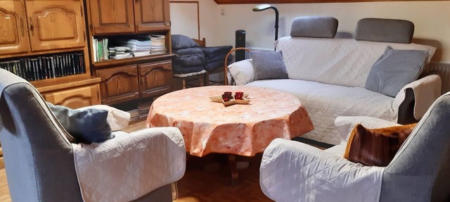 Holiday Apartment "Breuer" with Mountain View, Private Terrace and Wi-Fi in Lind-Plittersdorf