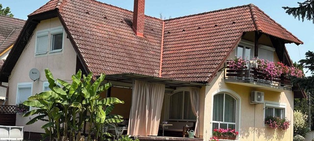 Holiday apartment with garden and terrace in Balatonberény