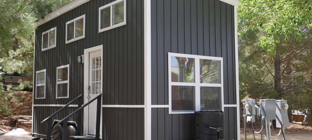Hygge Tiny Home in Toquerville