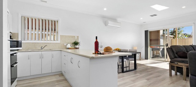 Immaculate, Modern, Comfortable Apartment in a Convenient Location in Renmark