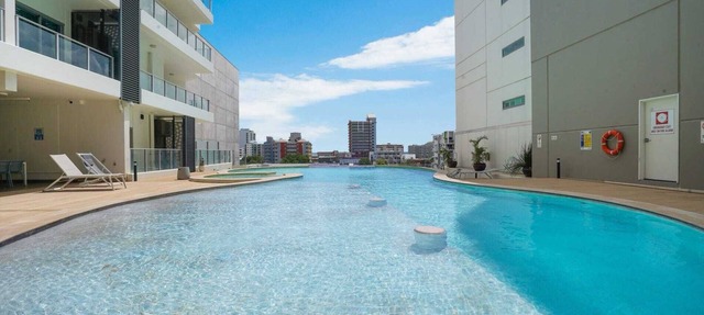 Inner City Studio with Pool and Free parking by Tropical BNB in Darwin City